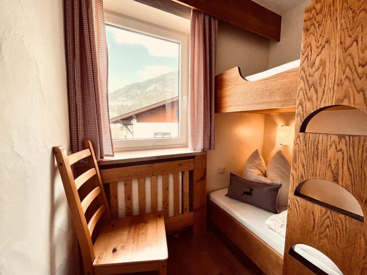 Pension Kreuzeck - Dein Gluecksplatz Am Lech Вайссенбах-на-Лехе Экстерьер фото