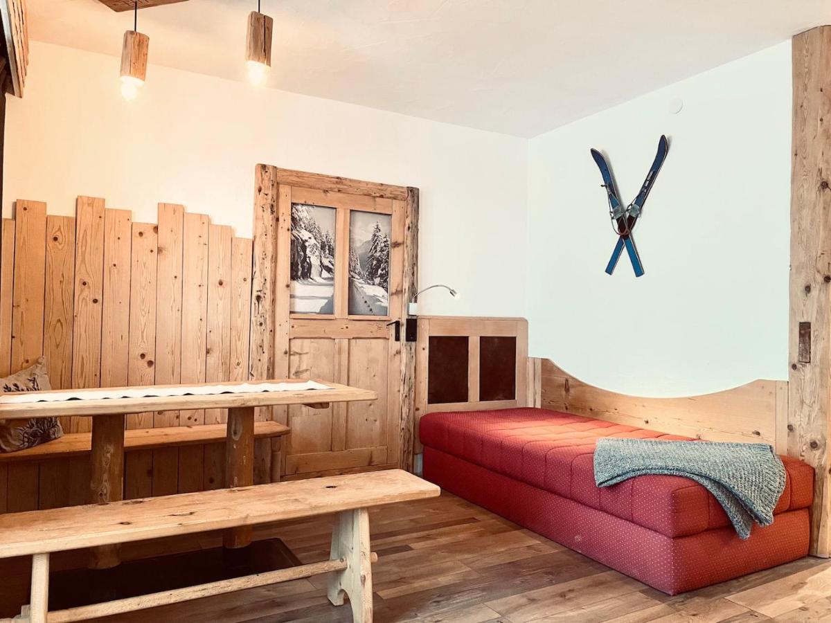 Pension Kreuzeck - Dein Gluecksplatz Am Lech Вайссенбах-на-Лехе Экстерьер фото